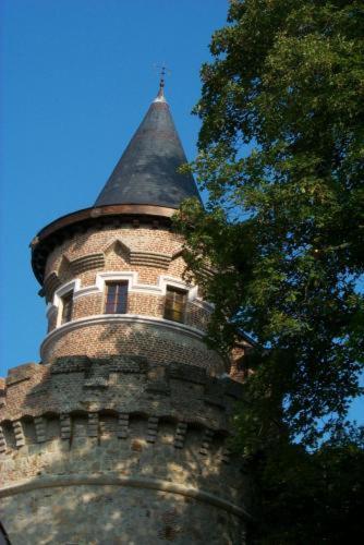 Chateau La Tour Du Roy Vervins Exterior foto
